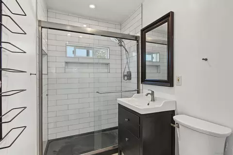 Bath - 8032 Poplin Dr, Santee, CA 92071 photo 3 of 3