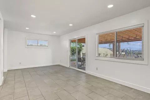 Living - 8032 Poplin Dr, Santee, CA 92071 photo 2 of 5