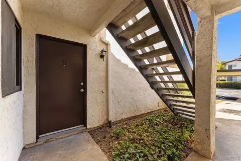 Exterior - 2425 Cranston Dr #31, Escondido, CA 92025 photo 5 of 8