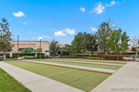 View/Area - 977 Blackhawk Dr, Beaumont, CA 92223 photo 9 of 14