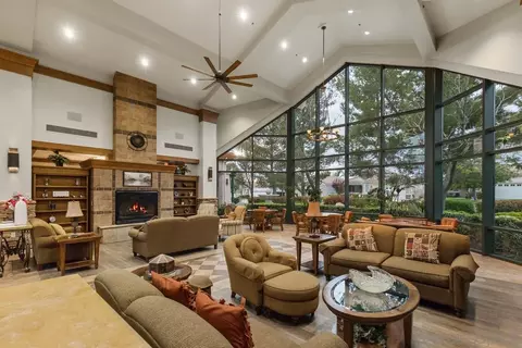 View/Area - 977 Blackhawk Dr, Beaumont, CA 92223 photo 8 of 14