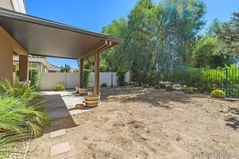 Exterior - 977 Blackhawk Dr, Beaumont, CA 92223 photo 4 of 12