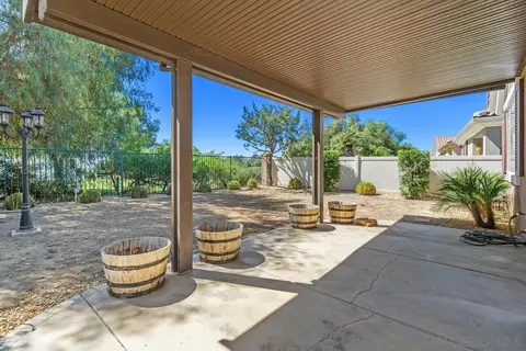 Exterior - 977 Blackhawk Dr, Beaumont, CA 92223 photo 3 of 12