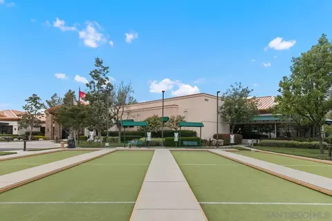 View/Area - 977 Blackhawk Dr, Beaumont, CA 92223 photo 11 of 14