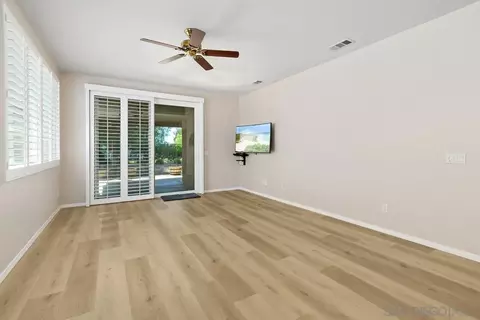 Living - 977 Blackhawk Dr, Beaumont, CA 92223 photo 4 of 4