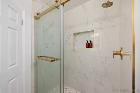 Bath - 2302 Greenbrier Dr, Oceanside, CA 92054 photo 2 of 5