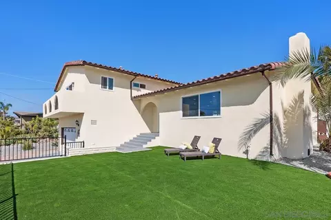 Exterior - 2302 Greenbrier Dr, Oceanside, CA 92054 photo 4 of 7