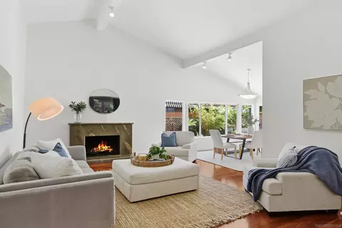 17233 Cloudcroft Dr, Poway, CA 92064