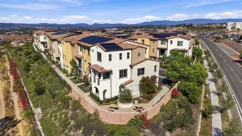 View/Area - 1525 Fig Tree Way, Oceanside, CA 92056 photo 2 of 5