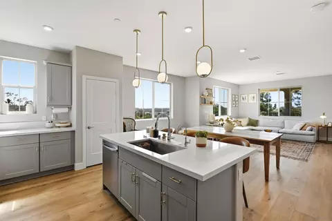 Kitchen - 1525 Fig Tree Way, Oceanside, CA 92056 photo 2 of 5