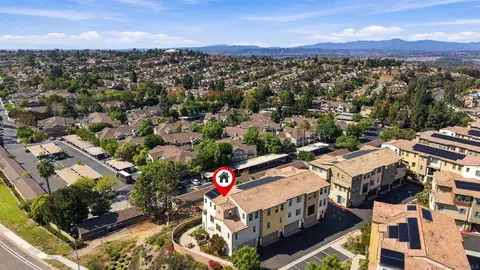 View/Area - 1525 Fig Tree Way, Oceanside, CA 92056 photo 4 of 5