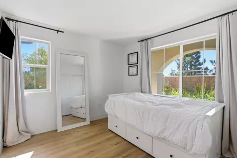 Bedroom - 1525 Fig Tree Way, Oceanside, CA 92056 photo 1 of 6
