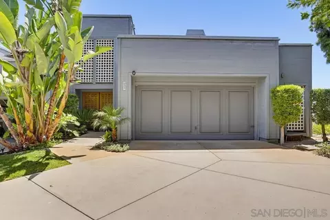 Exterior - 803 Spindrift Dr, Del Mar, CA 92014 photo 1 of 3