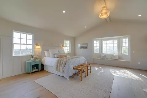 Bedroom - 4208 Park Dr, Carlsbad, CA 92008 photo 5 of 10