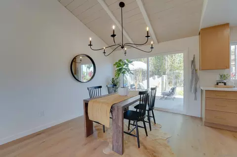 Dining - 4208 Park Dr, Carlsbad, CA 92008 photo 1 of 4