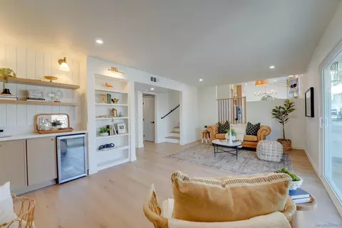 Living - 4208 Park Dr, Carlsbad, CA 92008 photo 3 of 4