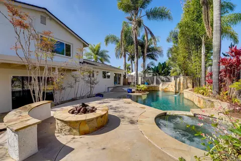 Exterior - 4208 Park Dr, Carlsbad, CA 92008 photo 8 of 9