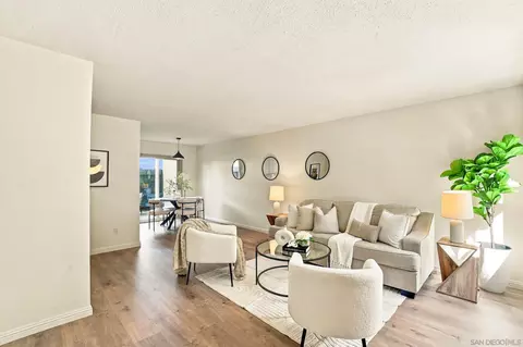 7864 Camino Raposa, San Diego, CA 92122