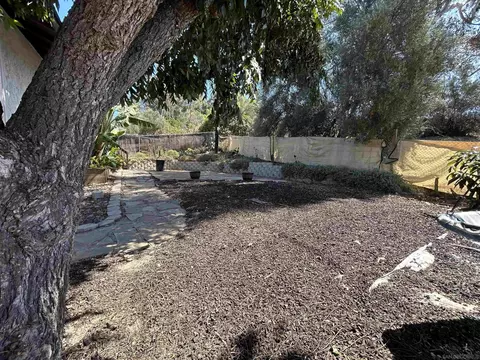 Exterior - 8857 Echo Dr, La Mesa, CA 91941 photo 10 of 12