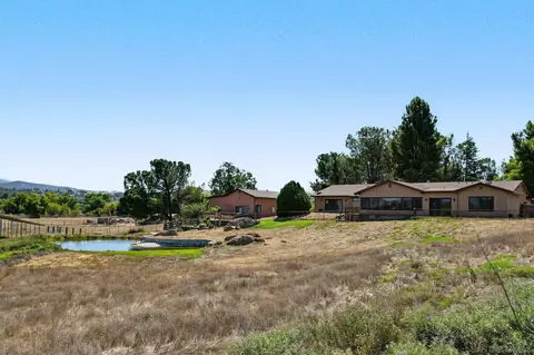Exterior - 333 Thomsen Way, Ramona, CA 92065 photo 2 of 9