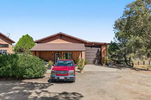 Exterior - 333 Thomsen Way, Ramona, CA 92065 photo 5 of 9