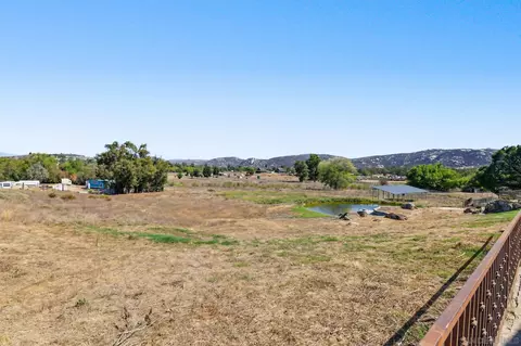 View/Area - 333 Thomsen Way, Ramona, CA 92065 photo 2 of 2