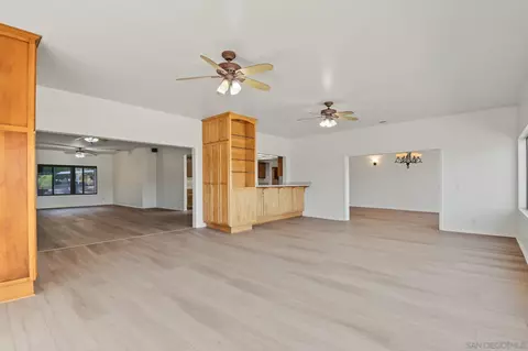 Living - 333 Thomsen Way, Ramona, CA 92065 photo 10 of 11