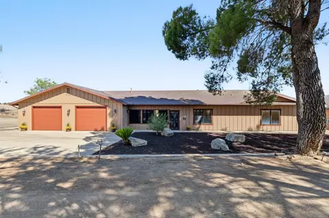 Exterior - 333 Thomsen Way, Ramona, CA 92065 photo 3 of 9