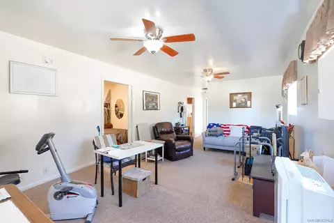 Living - 333 Thomsen Way, Ramona, CA 92065 photo 7 of 11