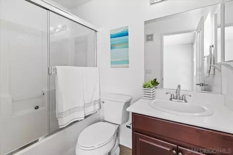 Bath - 52 Via Sovana, Santee, CA 92071 photo 5 of 5