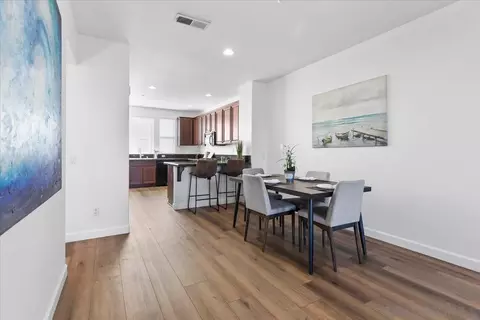 Dining - 52 Via Sovana, Santee, CA 92071 photo 2 of 4