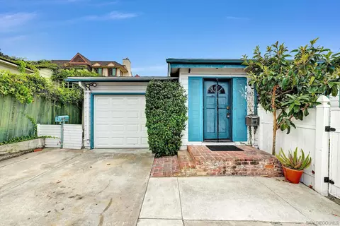 Exterior - 643-643 B Nautilus, La Jolla, CA 92037 photo 4 of 6