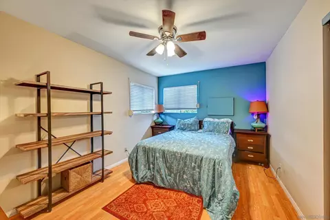Bedroom - 643-643 B Nautilus, La Jolla, CA 92037 photo 5 of 5