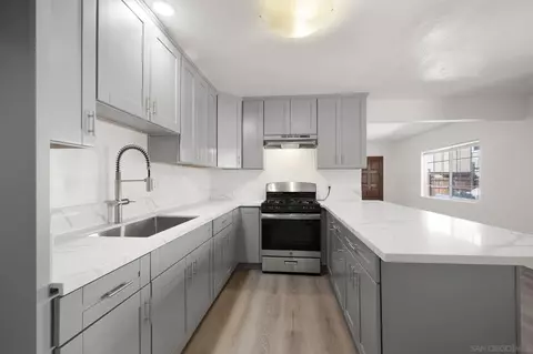 3103-3105 Central, San Diego, CA 92105