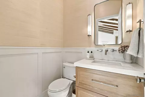 Bath - 4301 Hawk St, San Diego, CA 92103 photo 1 of 6