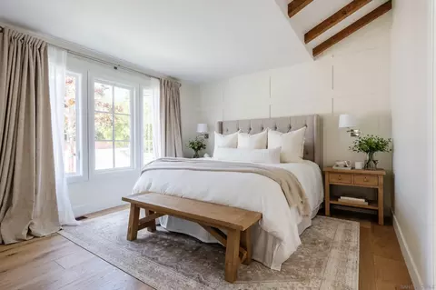 Bedroom - 4301 Hawk St, San Diego, CA 92103 photo 1 of 7