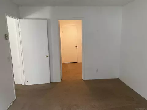 Bedroom - 8348 Via Sonoma #E, La Jolla, CA 92037 photo 2 of 2