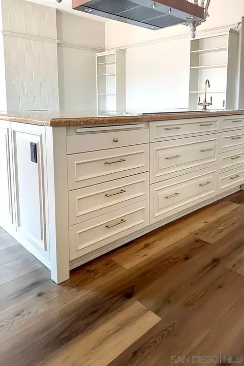 Kitchen - 2736 Via Chinarros, Alpine, CA 91901 photo 5 of 5