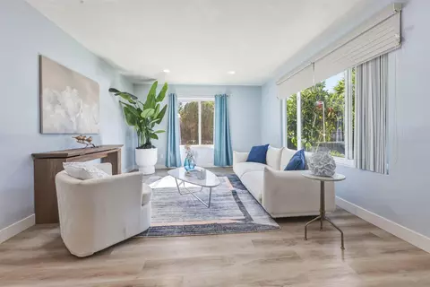 7760 Parkdale Cv, San Diego, CA 92126
