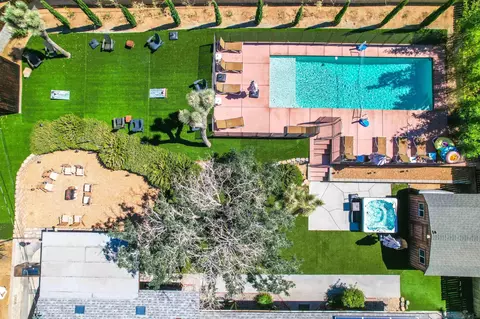 Exterior - 60291 La Mirada Trl, Joshua Tree, CA 92252 photo 2 of 27