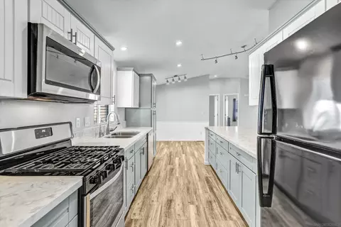 Kitchen - 450 E Bradley Ave #69, El Cajon, CA 92021 photo 4 of 4
