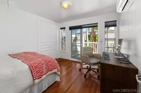 Bedroom - 7847-49 Exchange Pl, La Jolla, CA 92037 photo 4 of 4