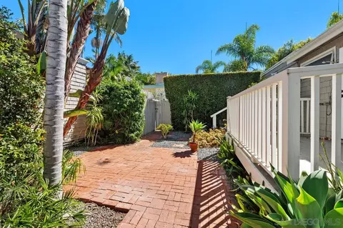 Exterior - 7847-49 Exchange Pl, La Jolla, CA 92037 photo 9 of 9