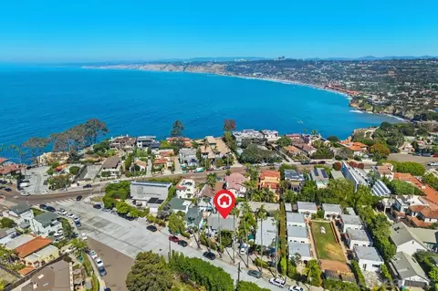 View/Area - 7847-49 Exchange Pl, La Jolla, CA 92037 photo 3 of 6