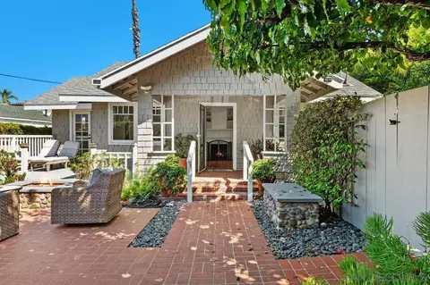 Exterior - 7847-49 Exchange Pl, La Jolla, CA 92037 photo 2 of 9