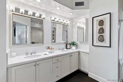 Bath - 1101 1st St #110, Coronado, CA 92118 photo 2 of 4
