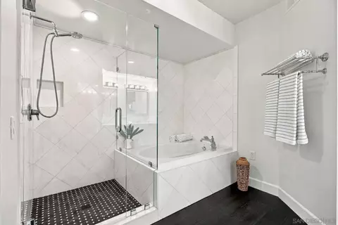 Bath - 1101 1st St #110, Coronado, CA 92118 photo 3 of 4