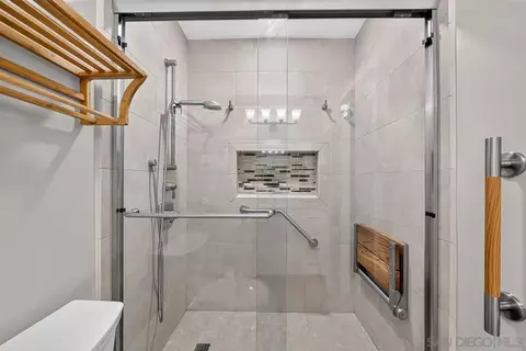 Bath - 9364 Leticia Dr, Santee, CA 92071 photo 3 of 3