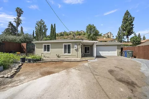 1157 Via Loma Vis, El Cajon, CA 92019