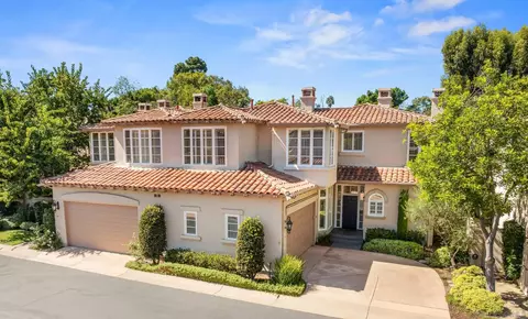 9744 Claiborne Sq, La Jolla, CA 92037